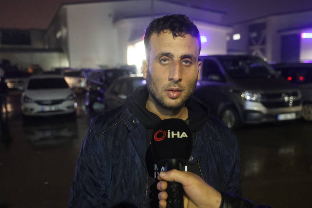 Dayısı dövüp diri diri toprağa gömmüştü: Baba, çocuğunu bulan görevliyi alnından öptü 1